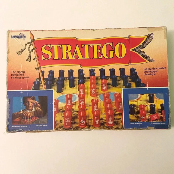 Vintage 1959 Stratego Board Game Chieftain Housemann en Hotte  Damaged Board - Picture 1 of 16